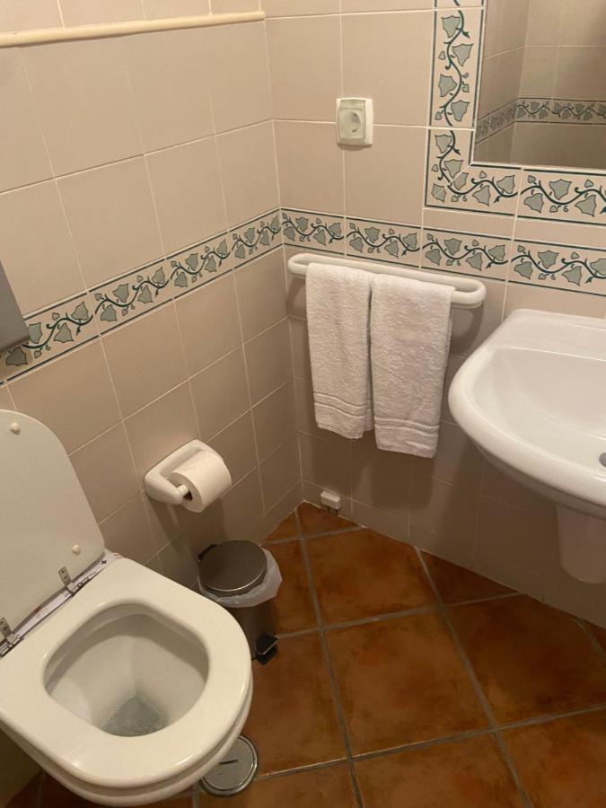 Parra Home Holidays - Close To Gale Beach Guia  Exterior foto